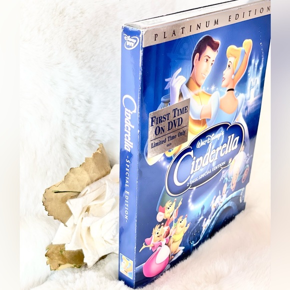 New with tags PLATINUM EDITION WALT DISNEY’S CINDERELLA 2 Disc EDITION 2005 - Picture 10 of 14